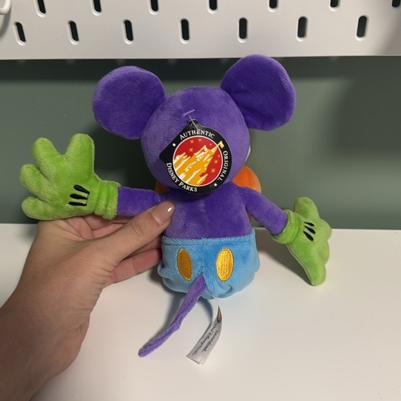 NWT Colourful 10” Mickey Mouse Walt Disney World plush - Picture 3 of 5